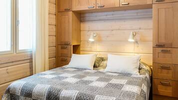 2 عدّة غرف نوم وخدمة الإنترنت