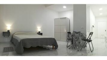 1 camera, accesso a Internet