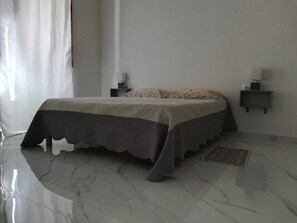 1 camera, accesso a Internet
