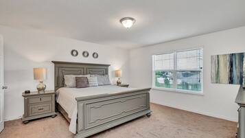 Villa (Luxury 6 bedroom 5 bathroom with Spa ) | 6 bedrooms, free WiFi