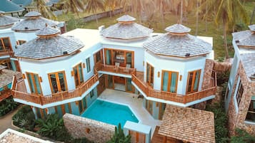 Family Pool Villa 3 Bedrooms