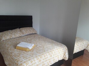 5 bedrooms, WiFi