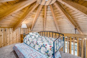 2 bedrooms, internet, bed sheets
