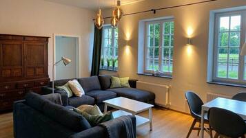 Apartment (Upkammer) | Living area | Toys