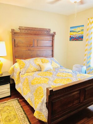 5 bedrooms, WiFi - ⭐Walking distance to the Falls! (Niagara Falls)