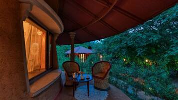 Familienvilla, 2 Schlafzimmer, Bergblick, Executive-Etage | Terrasse/Patio