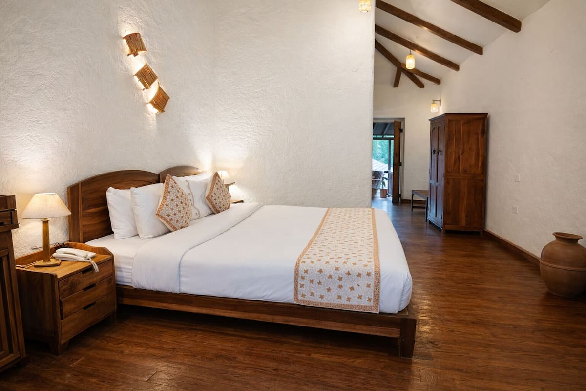 Luxury Double Room | Egyptian cotton sheets, premium bedding, down comforters