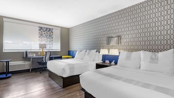 Habitación estándar, 2 camas Queen size, para no fumadores, refrigerador y microondas | Ropa de cama de alta calidad, edredón y camas con pillow-top