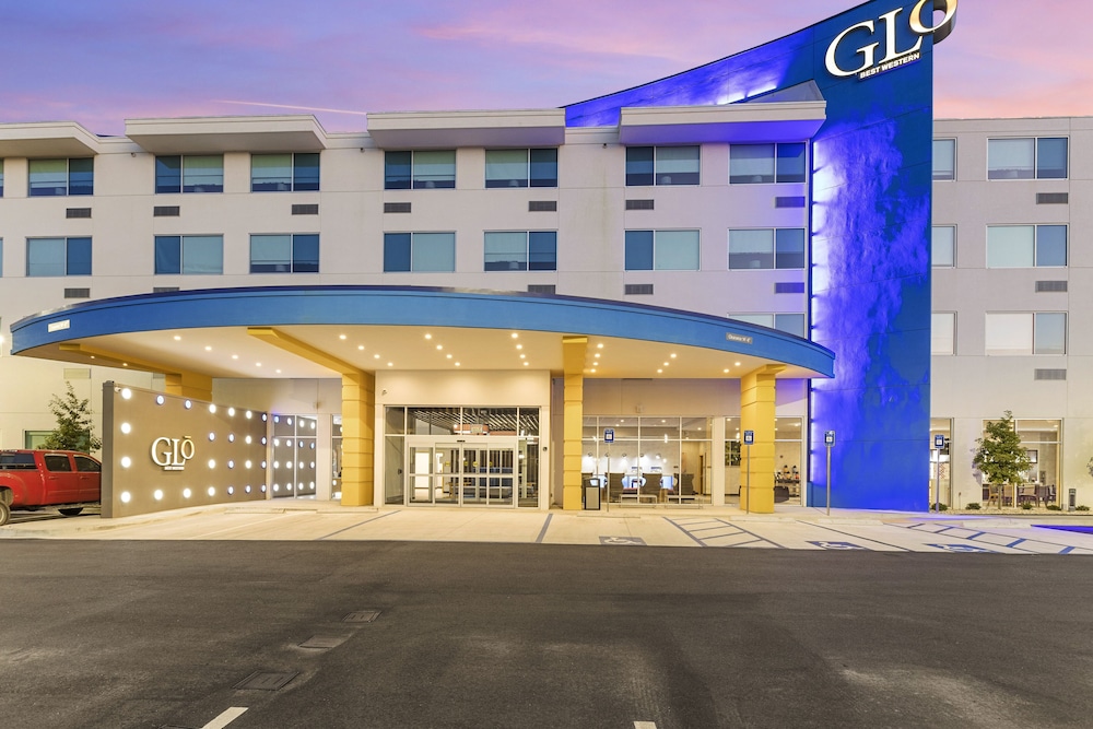 GLō Best Western Savannah-Gateway I-95 photo 2