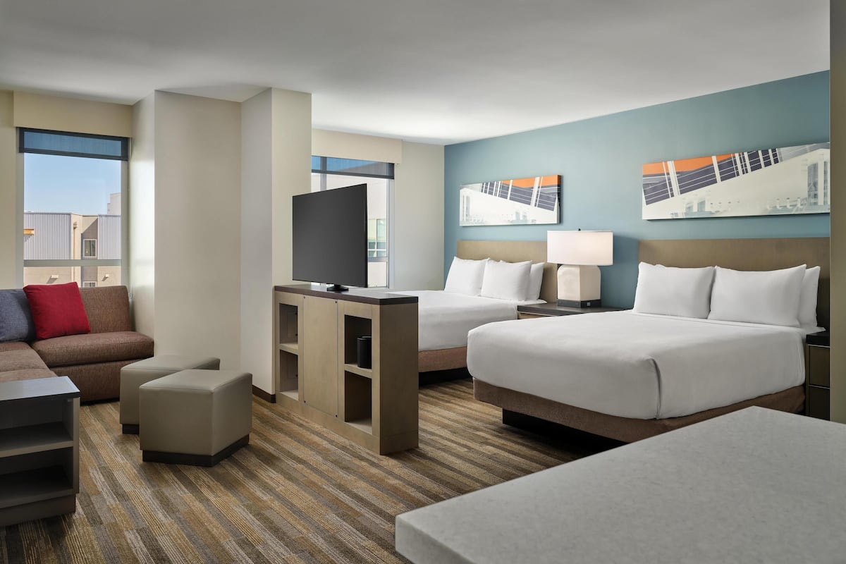 Studio Suite, Multiple Beds | Desk, laptop workspace, blackout drapes, iron/ironing board