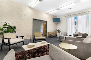 Télévision, espaces bureaux