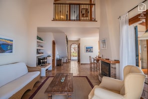 TV, fireplace - Tres Pinos for 6 with swimming pool in Alcanada / Alcudia (Alcúdia)