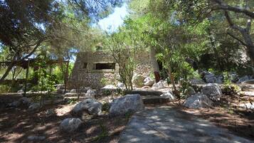 Enceinte de lâhĂ©bergement