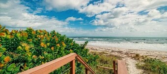 Oceanfront Indialantic Condo – Monthly Snowbird Retreat