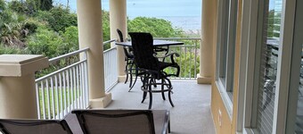 Oceanfront, Pet Friendly, Land Transportation Included