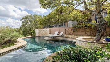 Alberca al aire libre