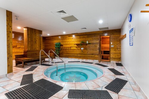 Big White Studio in the Heart of the Village