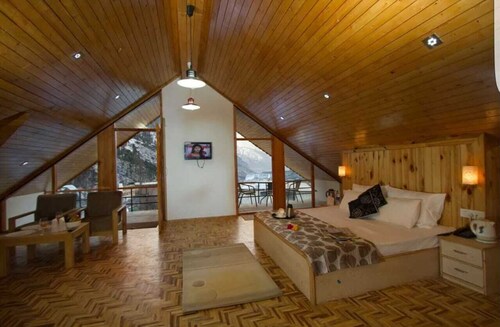 Hello we are greeting from royal stay jaisalmer 