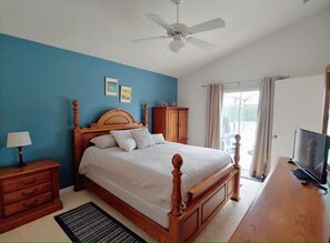 4 habitaciones, tabla de planchar con plancha, wifi y ropa de cama 