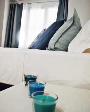 Habitación con 1 cama doble o 2 individuales | Sistema de insonorización, camas supletorias, wifi gratis