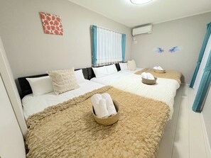 4 bedrooms, desk, iron/ironing board, free WiFi