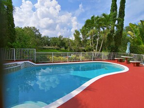 Alberca al aire libre 