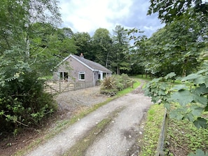Cottage | Property grounds