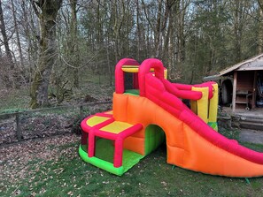 Cottage | Children’s area
