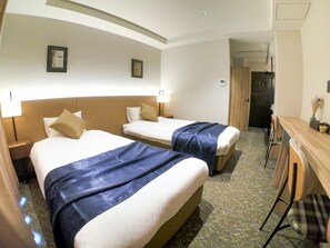 1 bedroom, desk, free WiFi, bed sheets