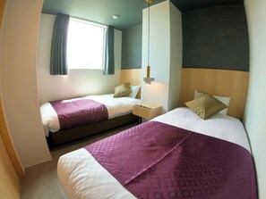 2 bedrooms, desk, free WiFi, bed sheets - Two Bedroom Suite / Osaka Ōsaka (Osaka)