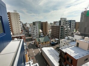 الإطلالة من المنشأة