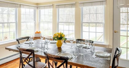 The Alexander House 1887 Farmhouse in North Creek!