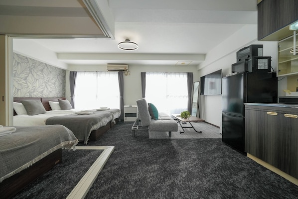 2 camere, una scrivania, ferro/asse da stiro, Wi-Fi gratuito