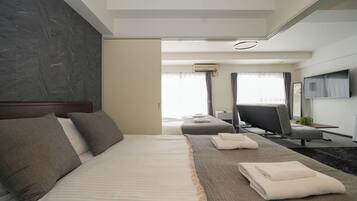 2 室のベッドルーム、デスク、アイロン / アイロン台、WiFi (無料)