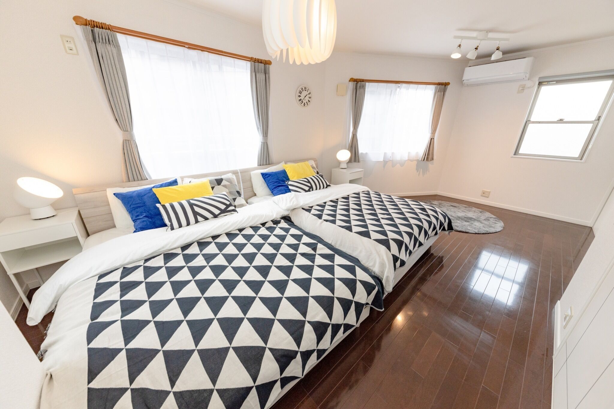 3 bedrooms, desk, iron/ironing board, free WiFi