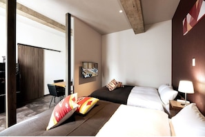 1 bedroom, desk, free WiFi, bed sheets