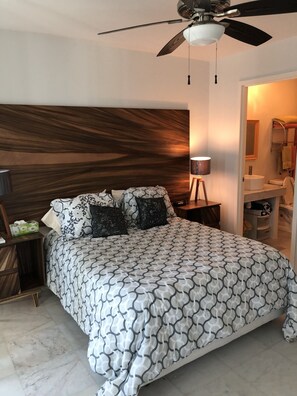 2 bedrooms, WiFi - Aria Ocean Bonito departamento a pie de playa (Nuevo Vallarta)