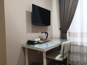Basic Single Room | Select Comfort beds, in-room safe, desk, blackout drapes - Musafir Hotel (Tashkent)