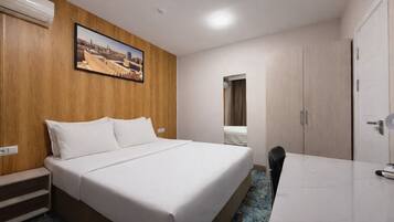 Basic Double Room | Select Comfort beds, in-room safe, desk, blackout curtains