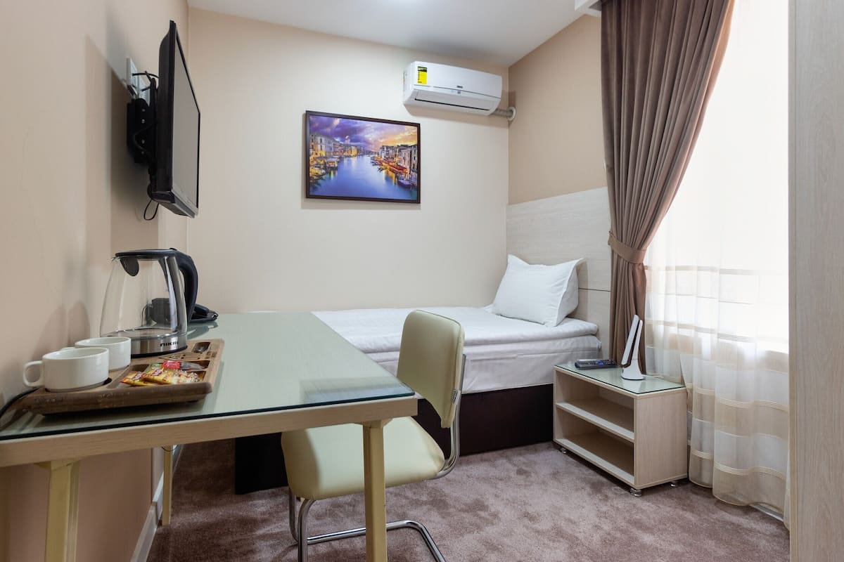 Basic Single Room