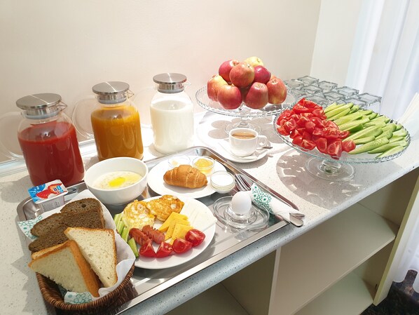 Breakfast meal