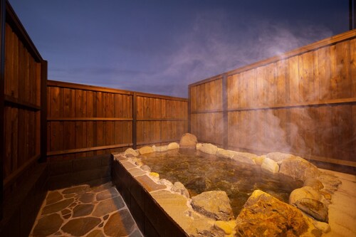 Hoshi2 parking lots  Outdoor Hot spring    / Yufu Ōita