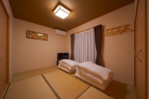 4 chambres, accès au Wi-Fi (inclus), literie fournie