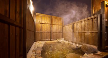 Kumo2 parking lots Outdoor Hot spring / Yufu Ōita