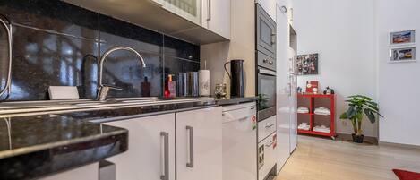 Fridge, microwave, oven, dishwasher