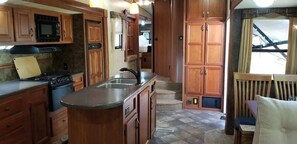 Fridge, microwave, oven, stovetop - Farm Inn - RV Farm Stay with Ocean Views (Anacortes)