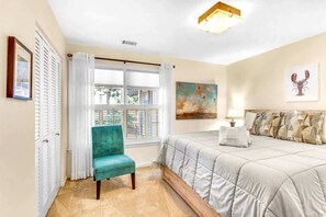 4 bedrooms, iron/ironing board, travel cot, free WiFi