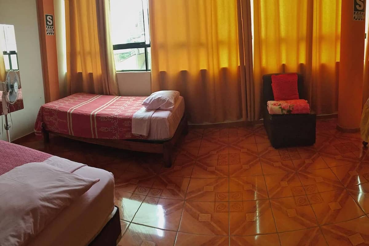Habitación Deluxe | Escritorio, espacio para trabajar con laptop y wifi gratis