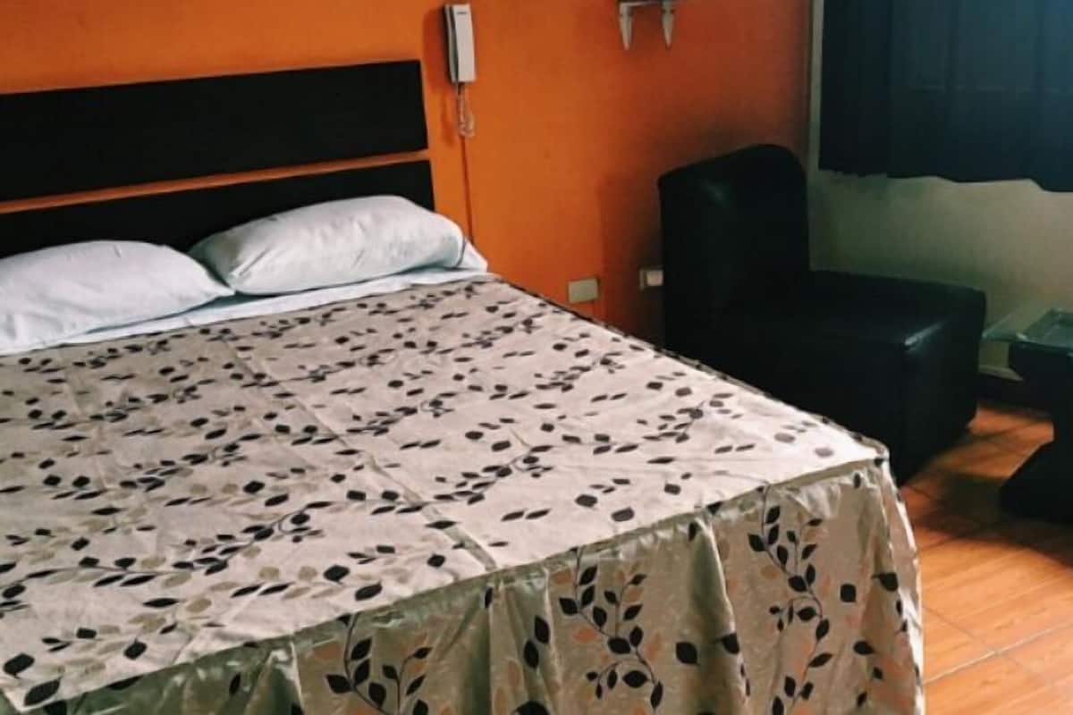 Habitación económica | Escritorio, espacio para trabajar con laptop y wifi gratis
