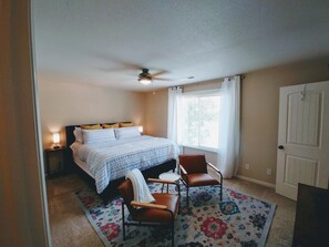 3 bedrooms, iron/ironing board, travel cot, free WiFi